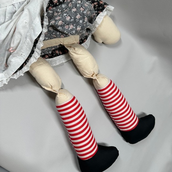 Large Raggedy Anne Doll 33" - Picture 5 of 9